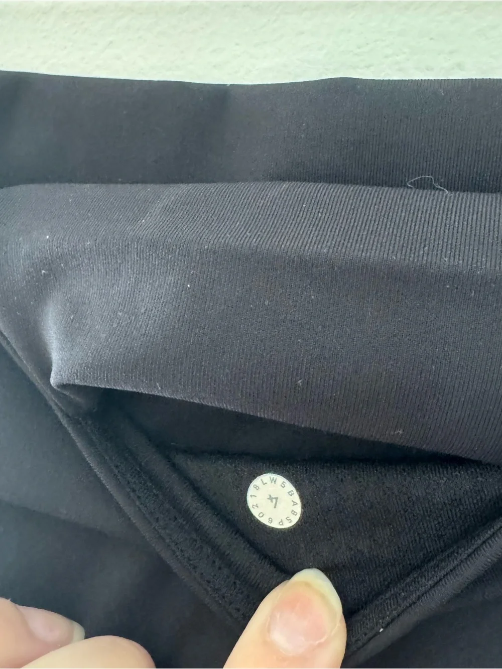 Lululemon Black Mesh Panel Leggings - Size 4
